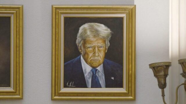 Colorado obtiene un nuevo retrato de Trump después de que se resistió al fin
