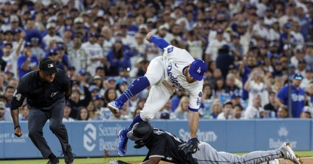 Con Max Muncy debido, los Dodgers se quedan con los planes de fecha límite de intercambio
