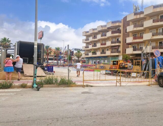 Consejo bajo fuego como un recinto ferial una vez más desplaza el estacionamiento del Centro de Salud de Orihuela Costa
