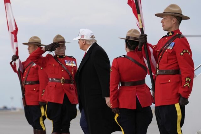 Cueva de Canadá sobre impuestos tecnológicos, los ojos tratan durante la lucha comercial de Trump en julio

