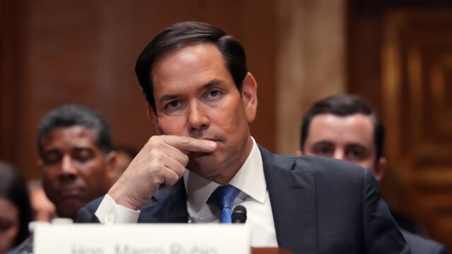 Departamento de Estado en alerta después de que el falso usa AI para hacerse pasar por Marco Rubio - RT World News

