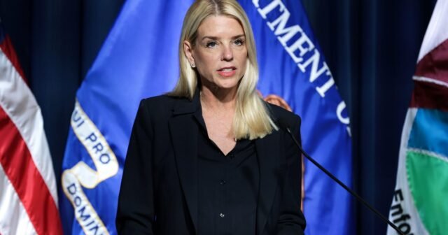 Departamento de Justicia de los Estados Unidos demanda a la ciudad de Nueva York sobre las leyes de la ciudad de santuario
