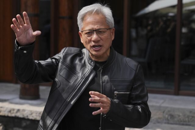 El CEO de NVIDIA, minimiza el papel en el levantamiento de la prohibición de los Estados Unidos a las ventas de chips a China
