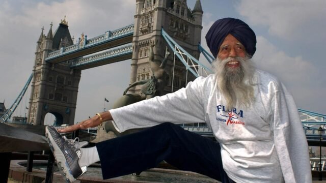 El corredor de maratón más antiguo del mundo - 114yo Brit Fauja Singh - 'Hit por un auto y asesinado mientras intenta cruzar la carretera'
