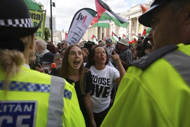 El grupo pro-palestino pierde la oferta para bloquear la prohibición del gobierno del Reino Unido bajo las leyes antiterroristas
