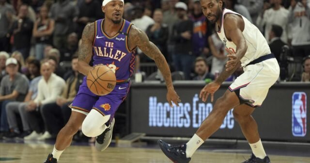Es oficial: los Clippers firman a Bradley Beal
