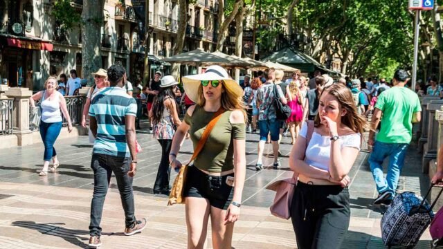 Esto es lo que necesita saber sobre las nuevas reglas turísticas de Málaga
