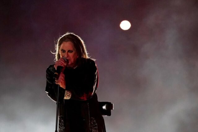 Funeral de Ozzy Osbourne más reciente: Actualizaciones sobre la ruta de procesión de Birmingham, la transmisión en vivo y el servicio privado
