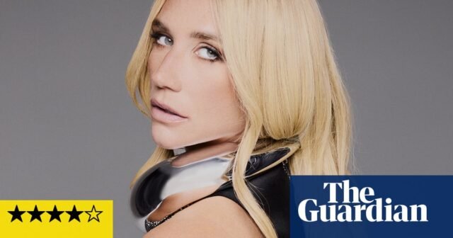 Kesha :. (Período) Revisión: un regreso inteligente y divertido a su personalidad hedonista de Hot-Mess | Kesha
