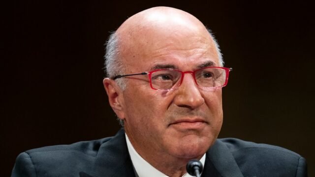 Kevin O'Leary: 'Nadie da una caca' sobre los archivos de Epstein
