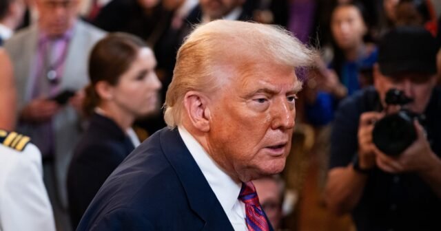 La Casa Blanca elimina WSJ de Scotland Press Pool sobre el artículo de Epstein
