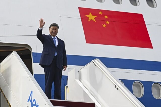 La competencia entre Estados Unidos y China debe ir más allá del ejército, dice el experto de China
