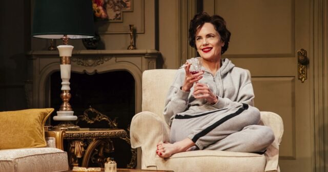 La estrella de 'Downton Abbey', Elizabeth McGovern, lleva la tumultuosa vida de Ava Gardner al escenario
