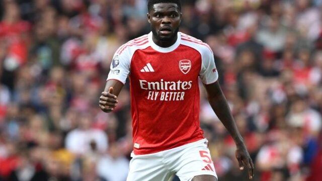 La estrella del Arsenal, Thomas Partey, acusada de cinco cargos de violación contra dos mujeres y agrediendo sexualmente a un tercero
