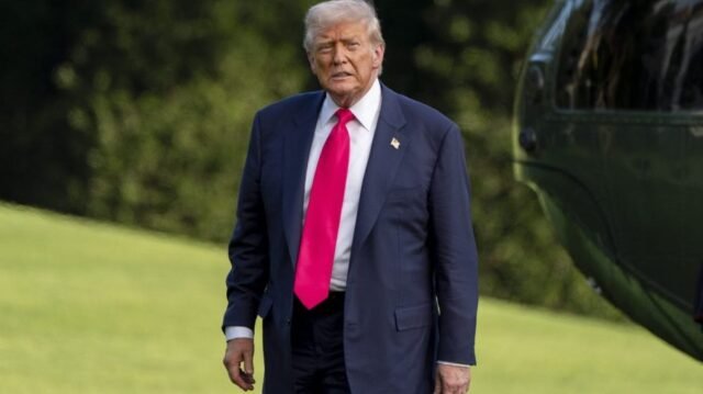 La mayoría dice que las políticas de Trump no les han ayudado: encuesta
