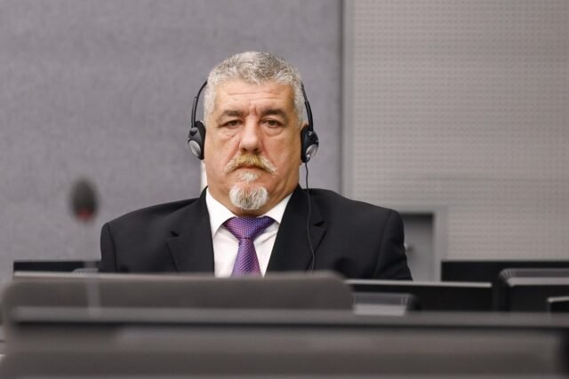 La sentencia de Kosovo Fighter redujo a 13 años a pesar de que la corte defiende condenas por asesinato y tortura
