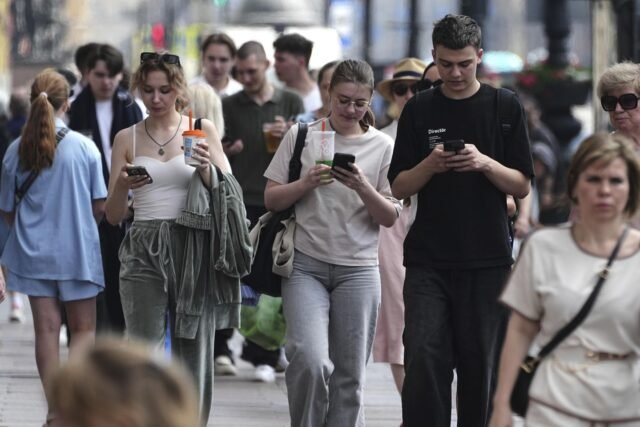 Las interrupciones de los enlaces de Internet del teléfono celular en Rusia se están extendiendo
