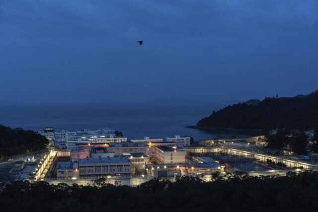 Las nuevas reglas de la prisión de Hong Kong pueden frenar las visitas de abogado y capellán por motivos de seguridad nacional
