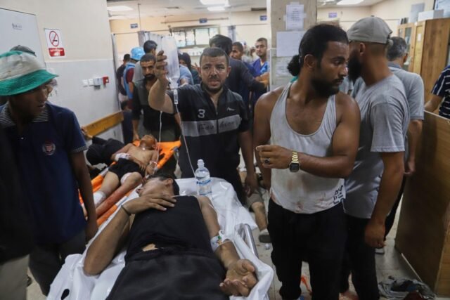 Las organizaciones benéficas y grupos humanitarios presionan el fin del grupo de ayuda respaldado por israelíes en Gaza
