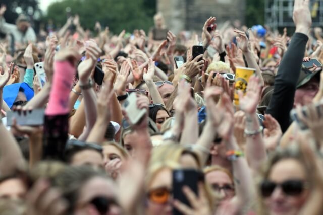 Los asistentes al festival advirtieron sobre el caos de viajes el próximo fin de semana
