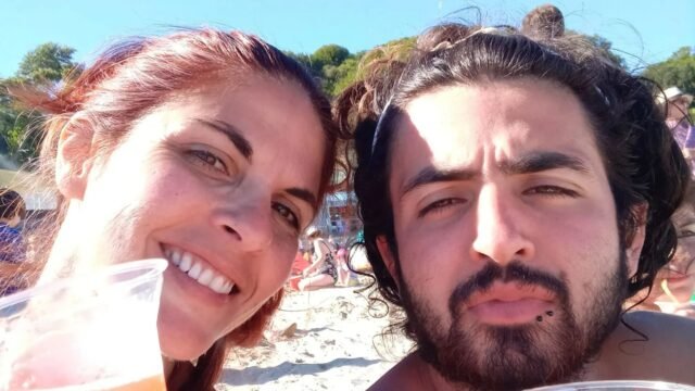 Mamá de Brit, de 25 años, que desapareció en Cerdeña hace un año dice que está viviendo 'pesadilla interminable'
