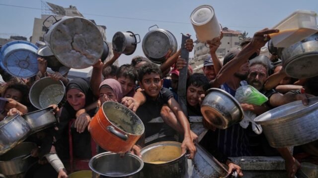 Marjorie Taylor Greene disminuye la crisis 'horrible' en Gaza

