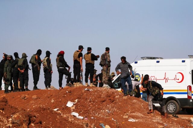 Más de 1.400 muertos en violencia sectaria en la costa de Siria en marzo, informa el informe.

