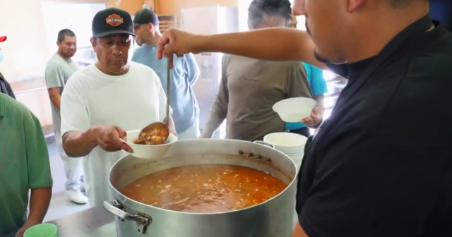 Muchos deportados enfrentan desafíos importantes aclimatando a nuevas vidas después de dejarnos
