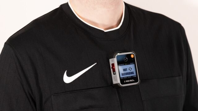 Premier League presentará a Ref-Cam esta temporada después de que los legisladores dan a la nueva característica la luz verde

