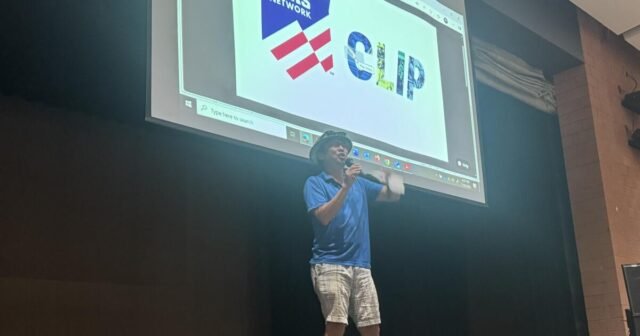 Prepárese para la confusión en la nueva temporada de fútbol de la bandera: 'Las cosas locas van a suceder'
