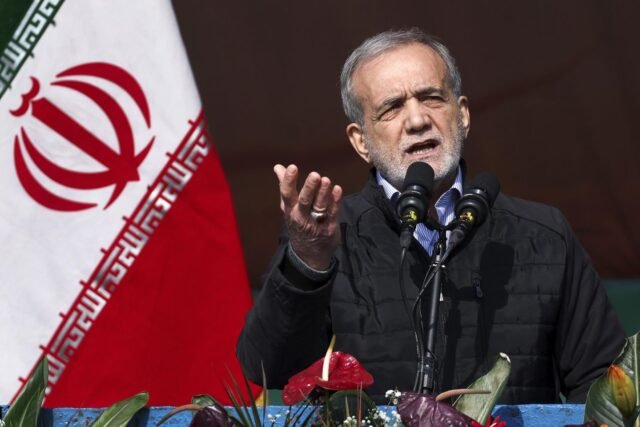 Presidente iraní: OIEA debería caer el doble estándar
