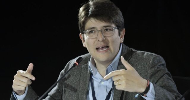 Presunto autor intelectual detrás del tiroteo del senador colombiano, candidato presidencial arrestado, dicen las autoridades
