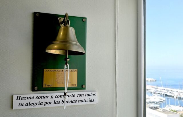 Quirónsalud Marbella apoya el 40 aniversario de la cena de gala contra el cáncer
