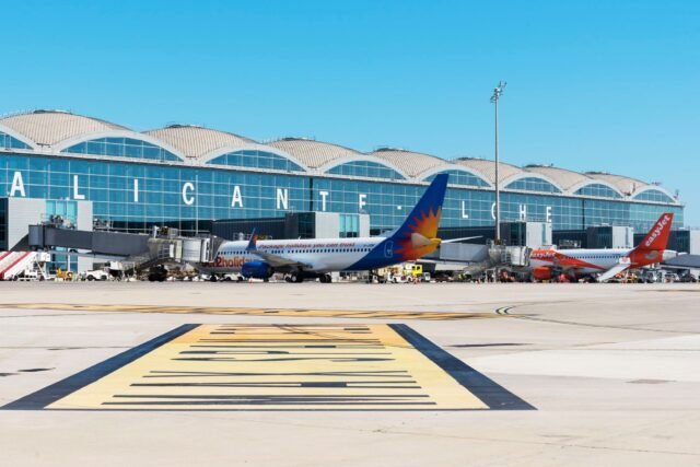 Reino Unido Sunseekers Boost Costa Blanca Aeropuerto al registro de junio de todos los tiempos
