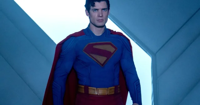 Revisión de Superman - Levity and Humor ganan el día
