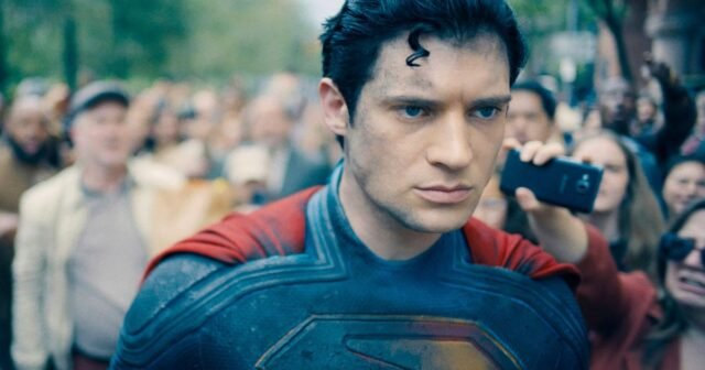 'Superman' flexiona su poder en el segundo fin de semana con $ 57.3 millones
