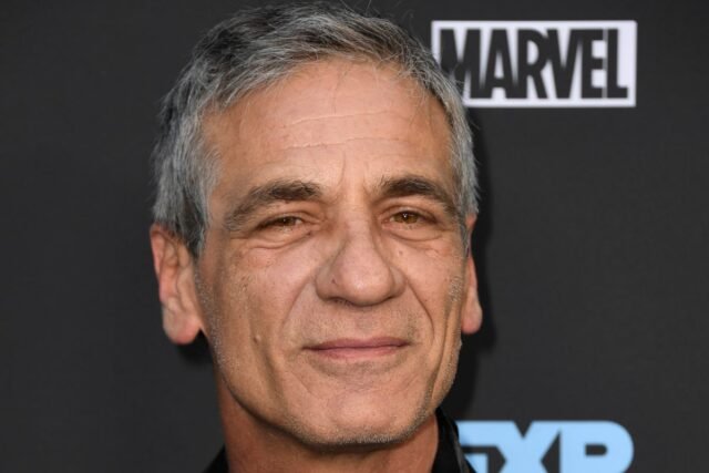 The Dark Knight Rises Star Alon Aboutboul muere de 60 años
