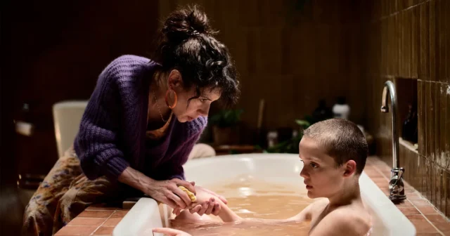 Trae su revisión de regreso: Sally Hawkins es ...
