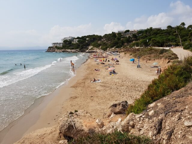 Tragedia en España: hermanos británicos, de 11 y 13 años, se ahoga de Salou Beach
