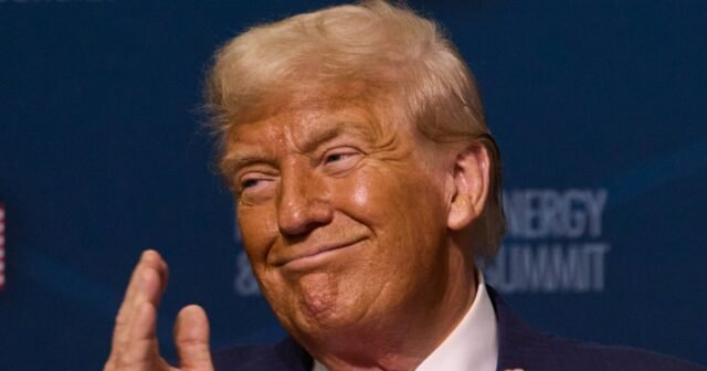 Trump: Comandantes, Guardianes deberían traer de vuelta los viejos nombres
