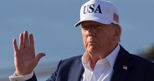 Trump admite que extraña el viejo nombre racista del equipo deportivo
