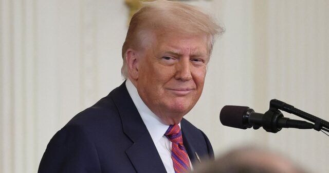 Trump demanda a Wall Street Journal por la historia de Epstein
