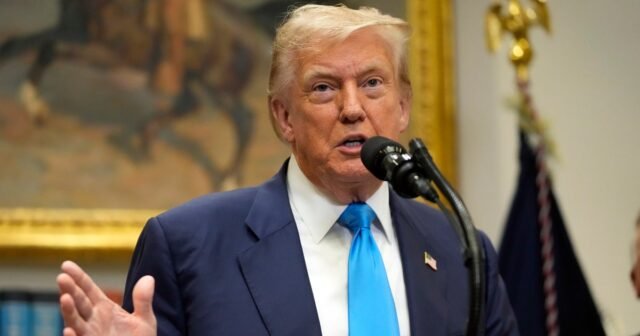 Trump dice que el acuerdo comercial estuvo de acuerdo con Corea del Sur con una tasa de tarifa del 15%
