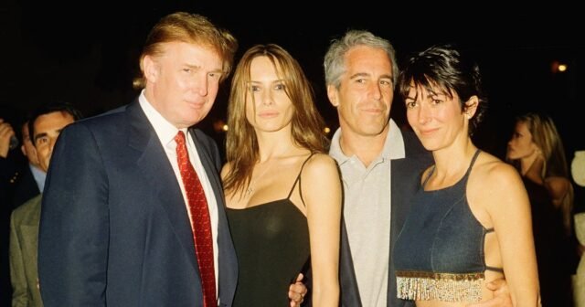 Trump dijo por Bondi que su nombre está en los 'archivos de Epstein': informe
