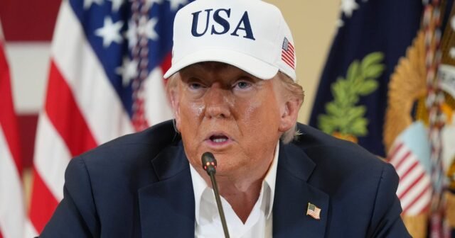 Trump llama al periodista una 'persona malvada' por preguntar sobre las familias impactadas por Texas Flood
