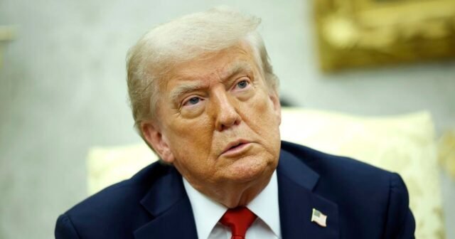Trump se propuso firmar una orden ejecutiva sobre los estándares nacionales para los deportes universitarios nulos
