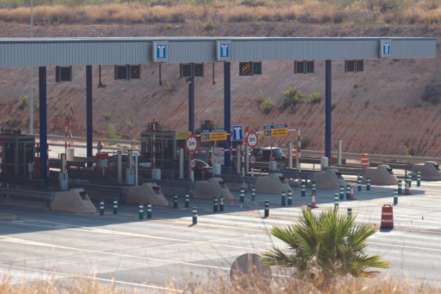 Una vez en el Brink, la autopista AP-7 ahora tiene millones de cargos de peaje
