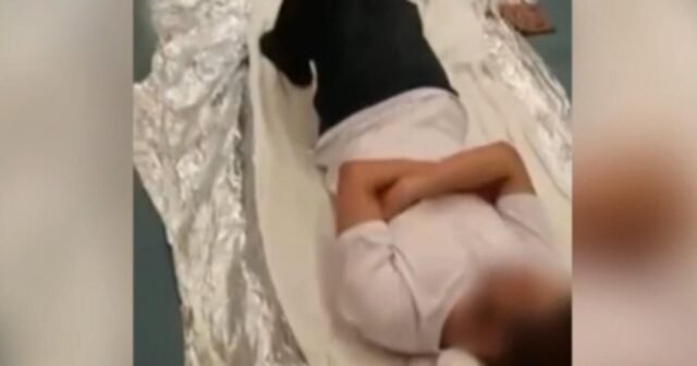 Video muestra condiciones dentro del centro de detención de inmigrantes de la ciudad de Nueva York
