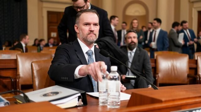 Asesor comercial de Trump: el presidente tiene "preocupaciones reales" sobre los datos de empleos después de la activación de BLS
