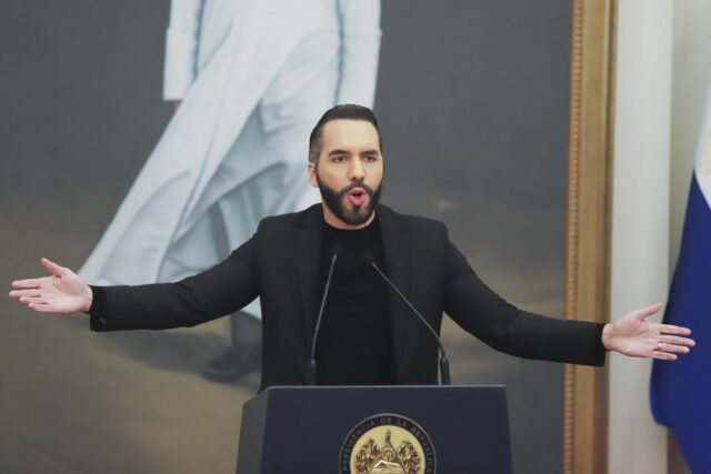El Salvador aprueba la reelección presidencial indefinida y extiende los términos a 6 años
